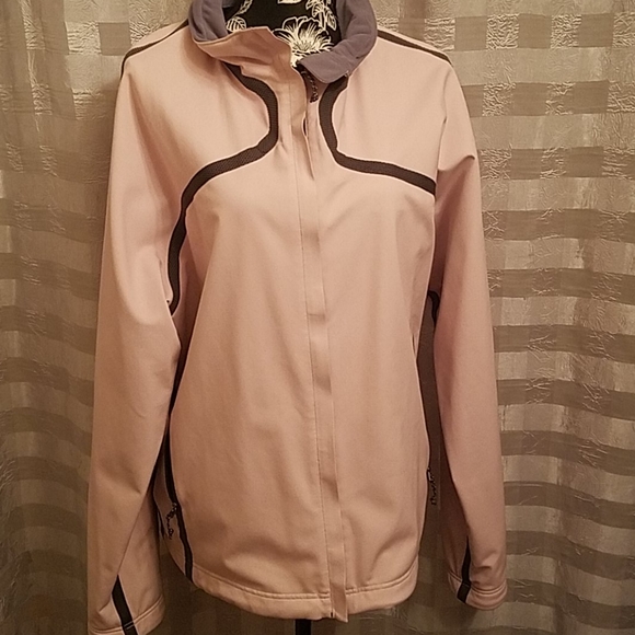 Mountain Hardwear Jackets & Blazers - Mountain Hard Wear softshell jacket
